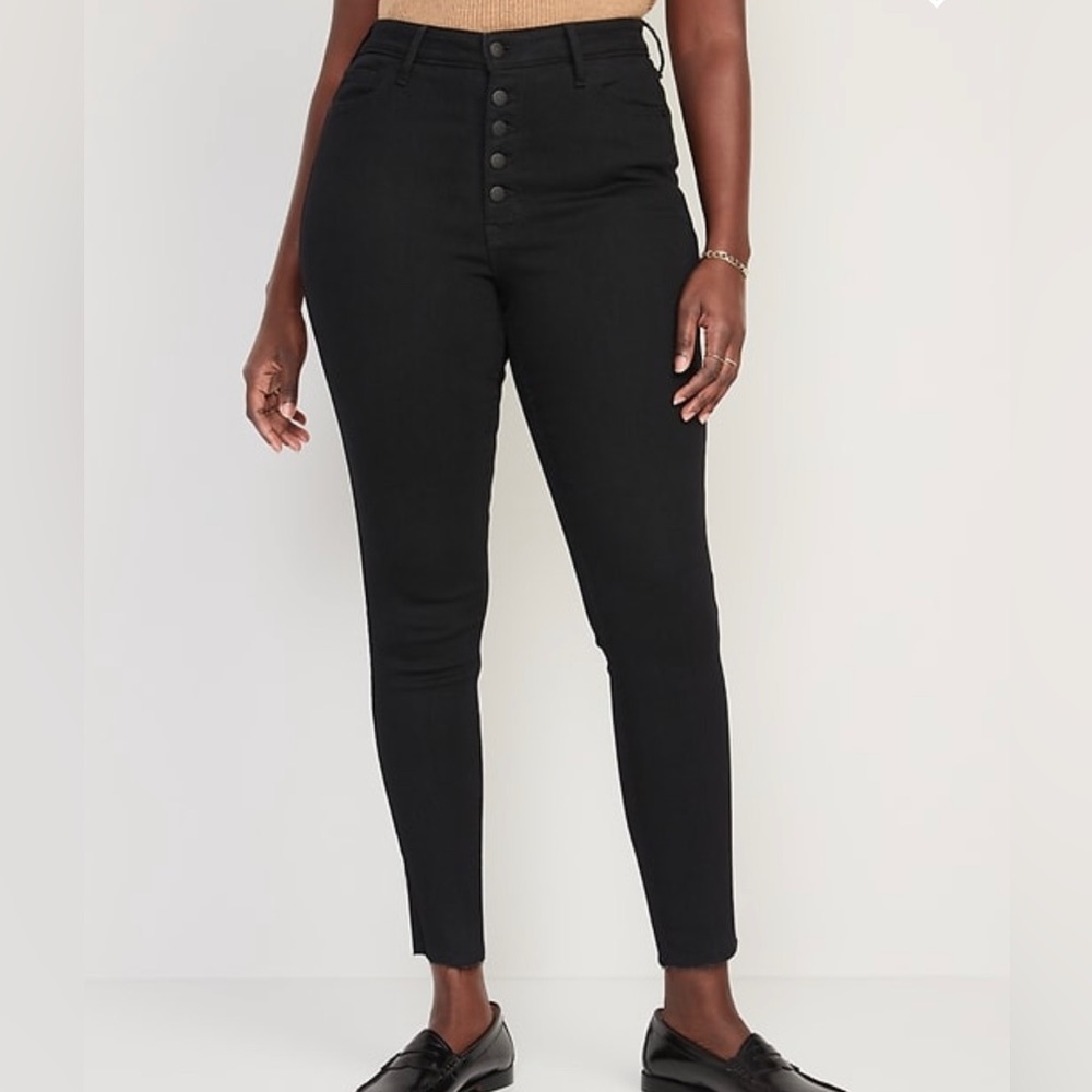 EXtra Hi-Waist ButtonFly Rockstar 360°Stretch Super-Skinny Cropped Cut-Off Jeans